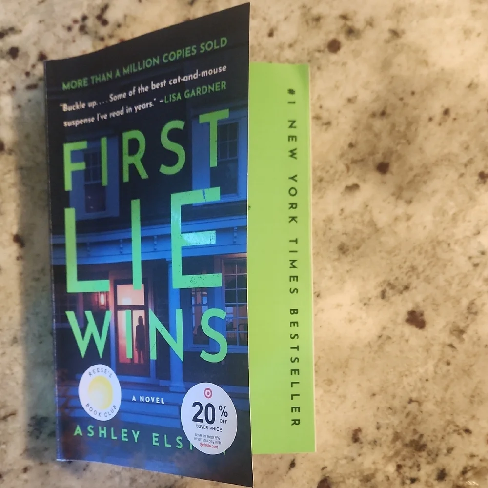 3/$13 Or 4/$16 First Lie Wins - Ashley Elston Paperback Book - Picture 1 of 3